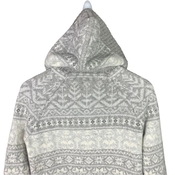 Eddie Bauer Long Sleeve Hooded Cardigan Sweater Snowflake Grey White Size Medium